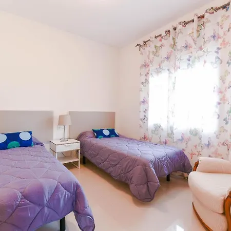 Hotel Emilia R167 4*